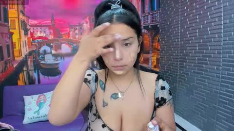 Snapshot of small__naughty chatting on 01-13-26, 01:49 Mariana Torres online show from 01-13-26, 01:49
