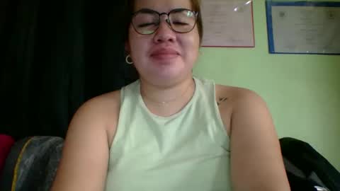 Snapshot of small_boobs59 chatting on 02-21-26, 02:23 Lovewella online show from 02-21-26, 02:23