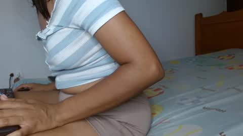 smallflorecita online show from 03-09-25, 01:37