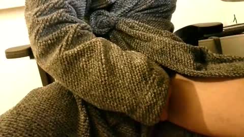 smallking0101 online show from 11-09-25, 06:33