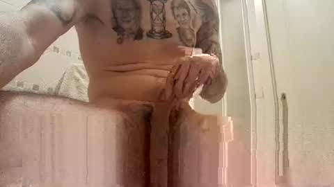 Snapshot of smallone8825 chatting on 12-14-24, 10:02 smallone8825 online show from 12-14-24, 10:02