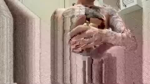 Snapshot of smallone8825 chatting on 01-11-25, 06:23 smallone8825 online show from 01-11-25, 06:23