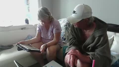 Snapshot of smallpenisbigtongue chatting on 02-14-25, 04:31 Daddy online show from 02-14-25, 04:31