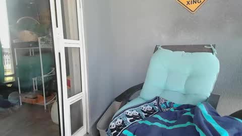 Snapshot of smallpenisbigtongue chatting on 02-27-25, 01:17 Daddy online show from 02-27-25, 01:17