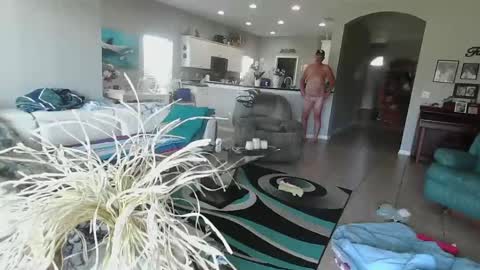 Snapshot of smallpenisbigtongue chatting on 09-26-25, 01:59 Daddy online show from 09-26-25, 01:59