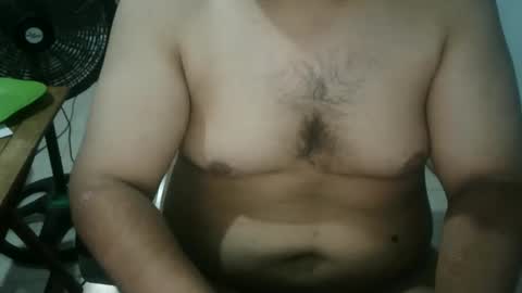 Snapshot of smallrod14 chatting on 11-16-25, 06:30 smallrod14 online show from 11-16-25, 06:30