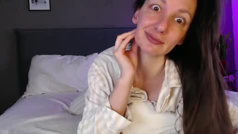 Snapshot of smalltittsbigsoul chatting on 03-02-25, 05:44 Anna no bbbbybybbabebyy just Anna. And dont call me mom please. online show from 03-02-25, 05:44