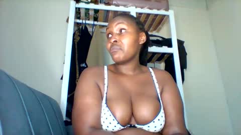 Katerina online show from 10-21-25, 01:56