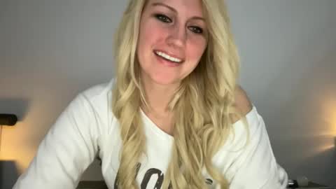 smexxii93 online show from 01-14-26, 04:07