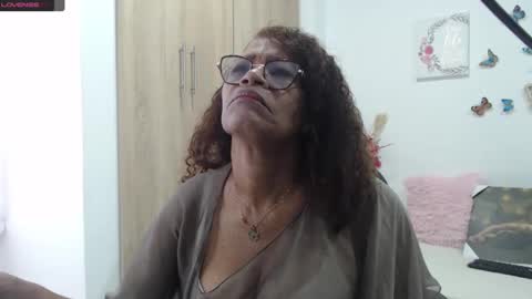 Smileth online show from 02-24-25, 11:43