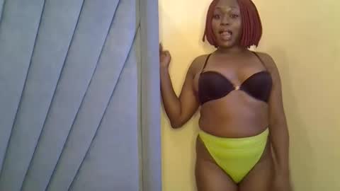 Snapshot of smiley_berry chatting on 09-16-25, 02:07 smiley_berry online show from 09-16-25, 02:07