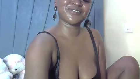 Snapshot of smiley_berry chatting on 09-23-25, 06:33 smiley_berry online show from 09-23-25, 06:33