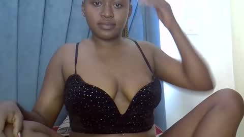Snapshot of smiley_berry chatting on 09-29-25, 03:44 smiley_berry online show from 09-29-25, 03:44