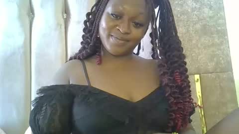 Snapshot of smiley_berry chatting on 10-19-25, 11:44 smiley_berry online show from 10-19-25, 11:44
