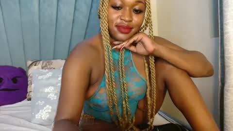 smiley_berry online show from 11-23-25, 03:45