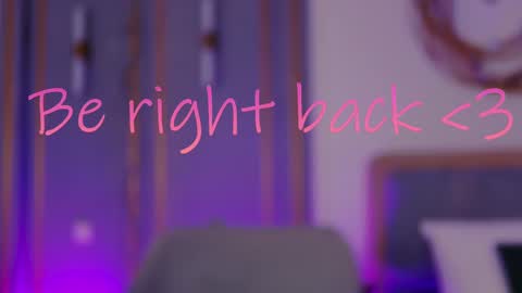 Mia online show from 02-10-25, 08:09