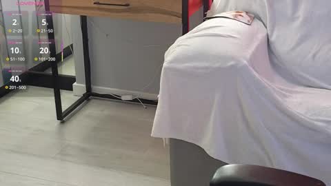 smilym online show from 01-10-26, 02:13