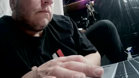 love bug online show from 01-07-26, 08:50