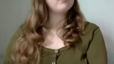 Snapshot of smokeshow3 chatting on 12-23-24, 08:25 smokeshow3 online show from 12-23-24, 08:25