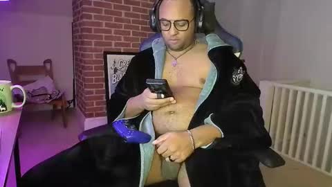 Smoothj2011 online show from 04-01-26, 08:37