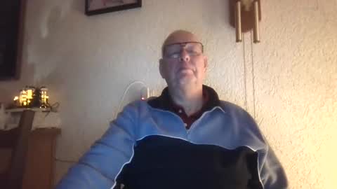 smoothy5460 online show from 12-16-24, 03:43