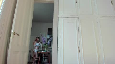   online show from 11-04-25, 02:27