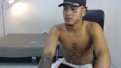 Snapshot of snak_master1 chatting on 09-25-25, 07:12 snak_master1 online show from 09-25-25, 07:12