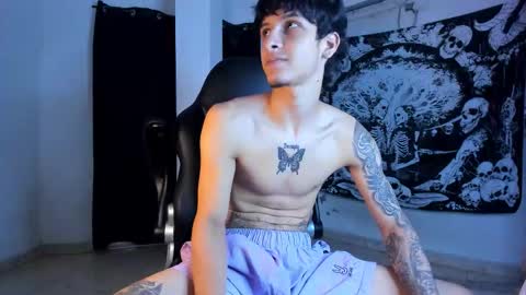 Snapshot of snakebutterfly chatting on 02-19-26, 03:13 snakebutterfly online show from 02-19-26, 03:13