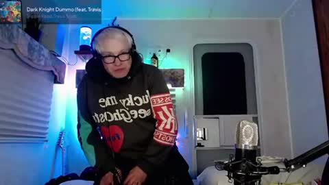 Viiscount  Snarfle Von Snarfenberg online show from 03-09-25, 08:29