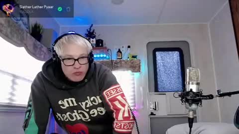 Viiscount  Snarfle Von Snarfenberg online show from 03-09-25, 05:49