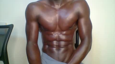 Snapshot of sneaky_link2 chatting on 02-19-25, 11:06 papi online show from 02-19-25, 11:06