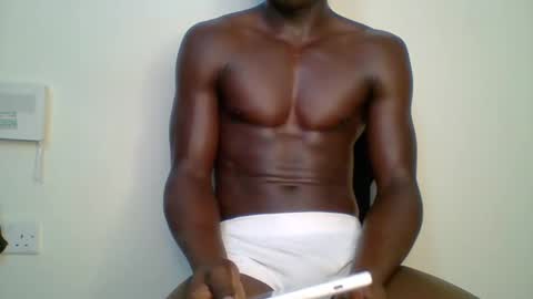 Snapshot of sneaky_link2 chatting on 02-20-25, 08:06 papi online show from 02-20-25, 08:06