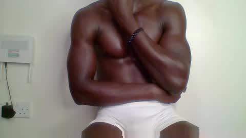 Snapshot of sneaky_link2 chatting on 02-21-25, 10:17 papi online show from 02-21-25, 10:17