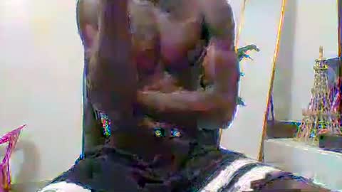 Snapshot of sneaky_link2 chatting on 09-25-25, 07:34 papi online show from 09-25-25, 07:34