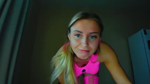 Sneja online show from 02-27-25, 05:24