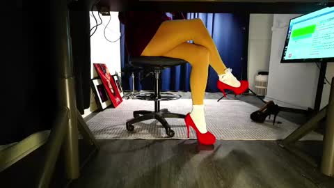 Snapshot of snookieq chatting on 02-28-25, 08:07 MISS SISSY CHERI online show from 02-28-25, 08:07