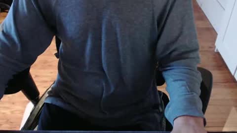 Snapshot of snooze85 chatting on 11-29-25, 08:39 Cbt-Slave online show from 11-29-25, 08:39