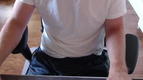Snapshot of snooze85 chatting on 07-29-26, 06:44 Cbt-Slave online show from 07-29-26, 06:44