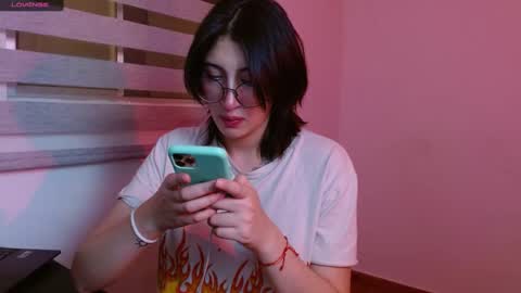 IG     OF red moonn online show from 12-16-24, 02:05