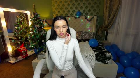 Snapshot of snow_whiteeex chatting on 12-21-24, 11:02 snow_whiteeex online show from 12-21-24, 11:02