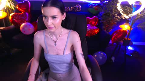 Snapshot of snow_whiteeex chatting on 02-05-25, 05:31 snow_whiteeex online show from 02-05-25, 05:31