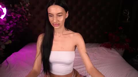 Snapshot of snow_whiteeex chatting on 10-16-25, 06:14 snow_whiteeex online show from 10-16-25, 06:14