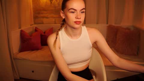 Hanna online show from 01-25-25, 02:25