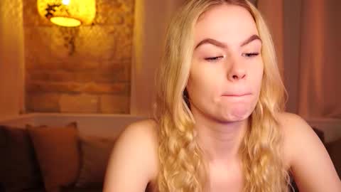 Hanna online show from 11-18-25, 09:25