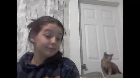 snowbunnie304 online show from 12-15-25, 10:14