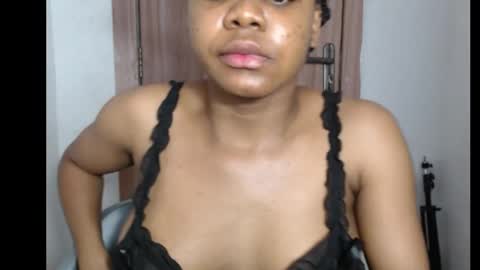 snowdrop5 online show from 10-26-25, 07:53