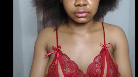 snowdrop5 online show from 11-19-25, 08:09