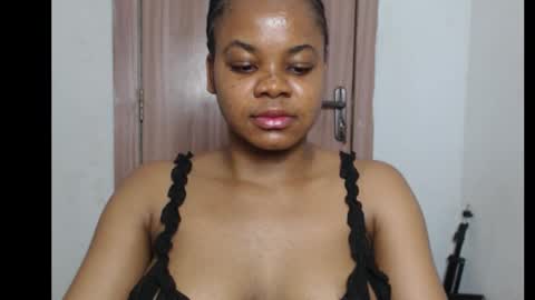 snowdrop5 online show from 11-29-25, 08:23