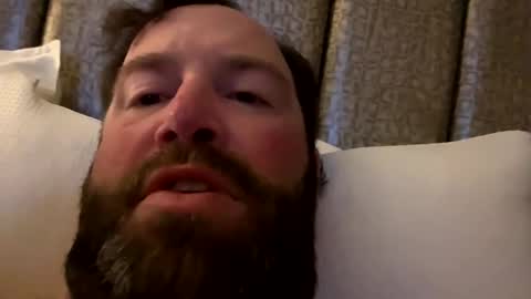 snowman1008 online show from 10-17-25, 05:32