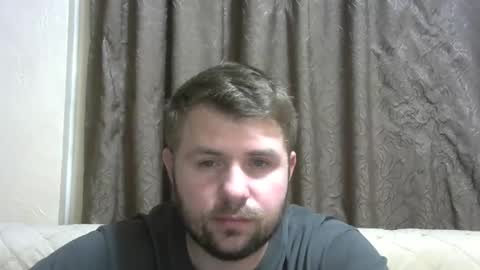 Snapshot of snowyqred chatting on 09-25-25, 06:22 Arthur online show from 09-25-25, 06:22